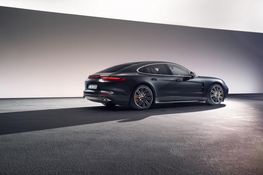  Porsche Panamera Turbo 2016 года  (фото 51 из 53)